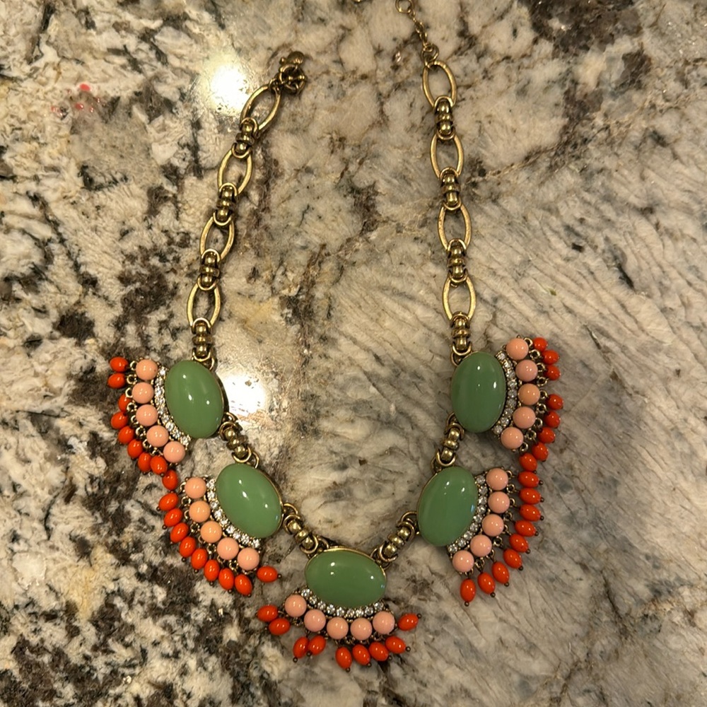Statement necklace